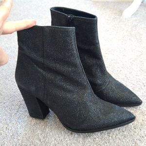 COPY - Brand new Renvy high heeled glitter booties